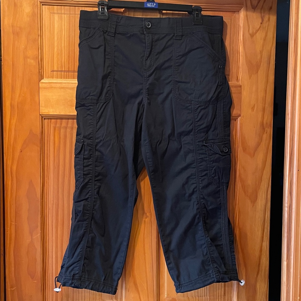 Bundle Style & Co. Women’s Capris Black and Kahki - Picture 7 of 13